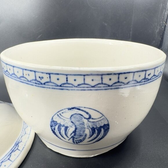 Vintage Japanese Pottery Serving Dish Bowl with Lid Crane Phoenix White Blue VTG - Picture 11 of 15